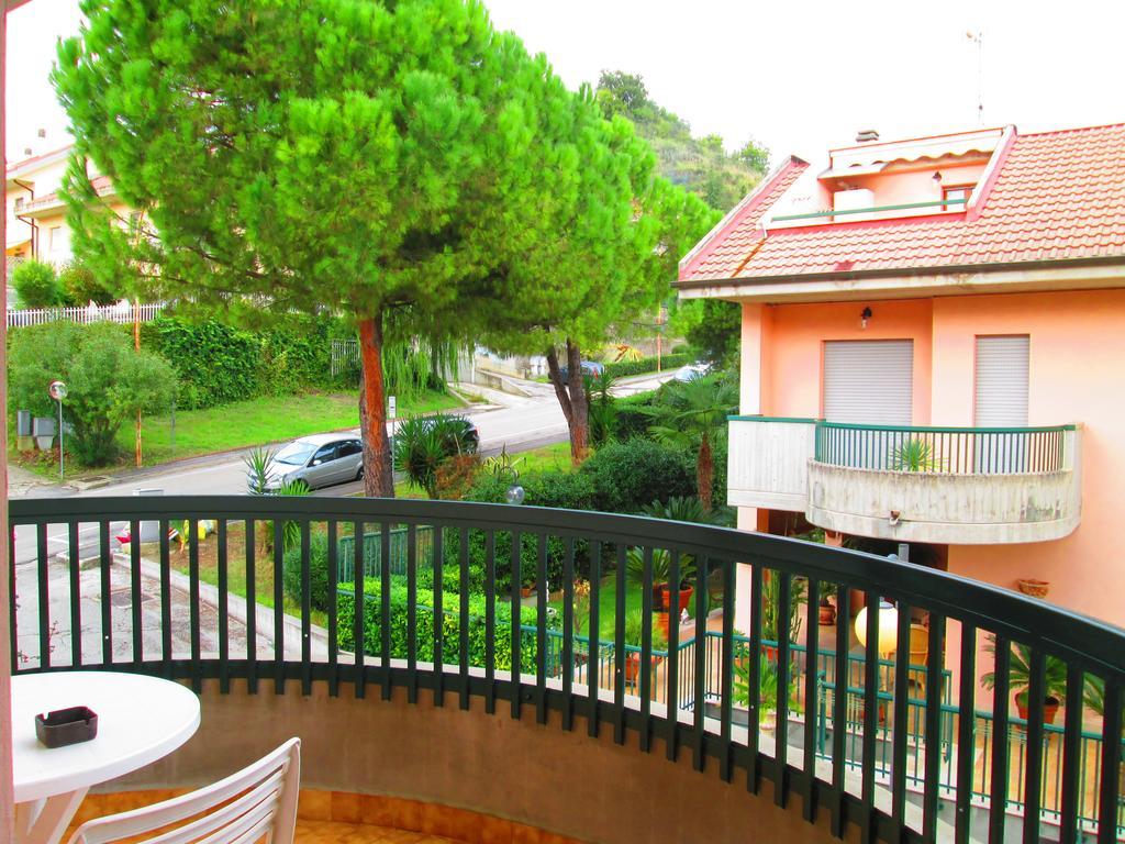 B&B Le Begonie 아스콜리피체노 외부 사진