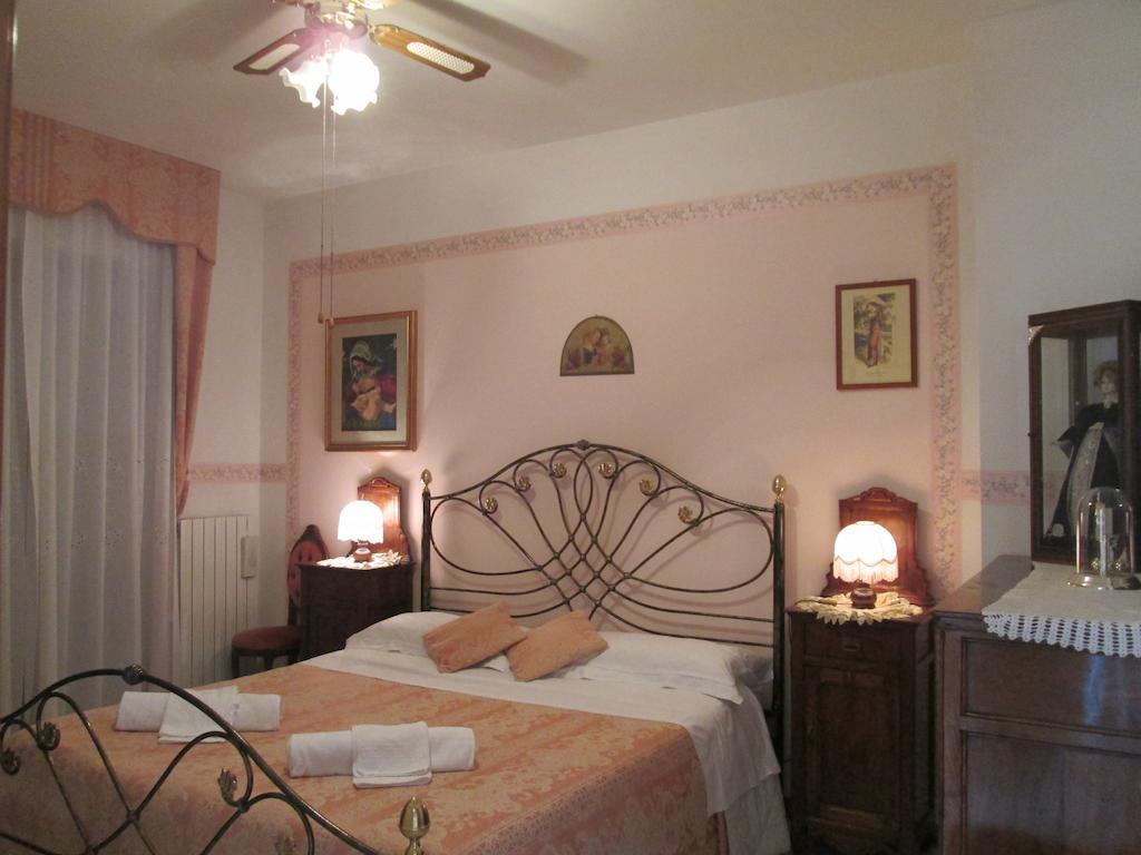 B&B Le Begonie 아스콜리피체노 객실 사진